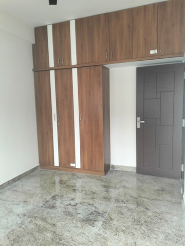 Room in 2 BHK Builder Floor at Hsr Layout – for Rent