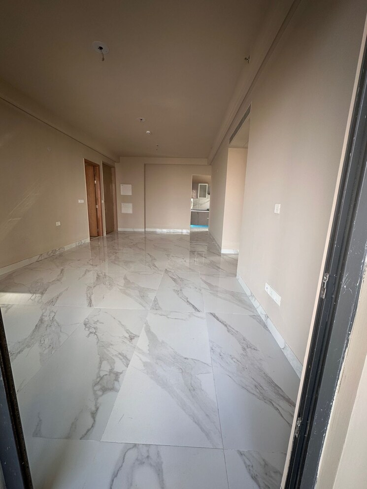 Room, manesar sector 1a 3.5 Bedroom 1875 Sq.Ft. Apartment In Manesar Sector 1a Gurgaon 8672238