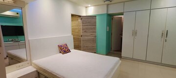 Room in 3 BHK Apartment at Andheri West – for Rent