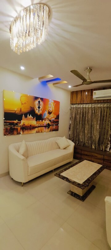 Living Room in 3 BHK Apartment at Andheri West – for Rent