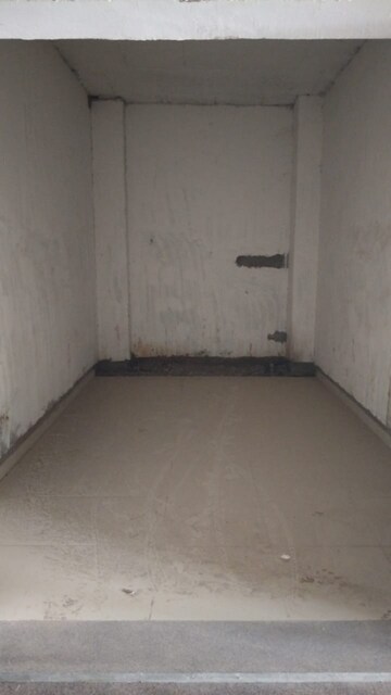 Room in  Shop at Bank Colony – for Rent