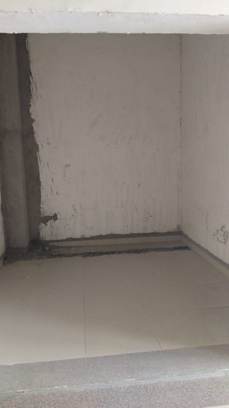 Room, bank colony Commercial Shop 127 Sq.Ft. In Bank Colony Beawar 8672254