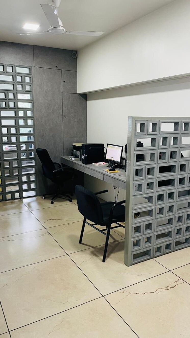 undefined, naranpura Commercial Office Space 884 Sq.Ft. In Naranpura Ahmedabad 8672292