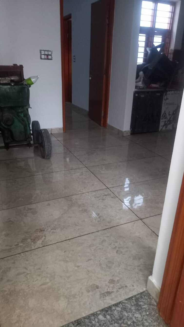  Parking, modipuram 2 Bedroom 85 Sq.Yd. Independent House In Modipuram Meerut 8672367