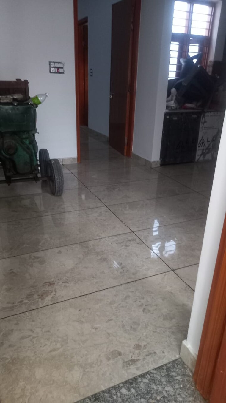  Parking, modipuram 2 Bedroom 85 Sq.Yd. Independent House In Modipuram Meerut 8672367