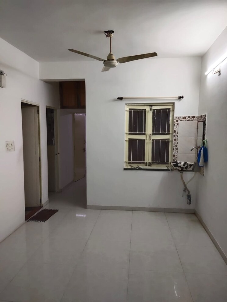 Room, memnagar 2 Bedroom 1620 Sq.Ft. Apartment In Memnagar Ahmedabad 8672375