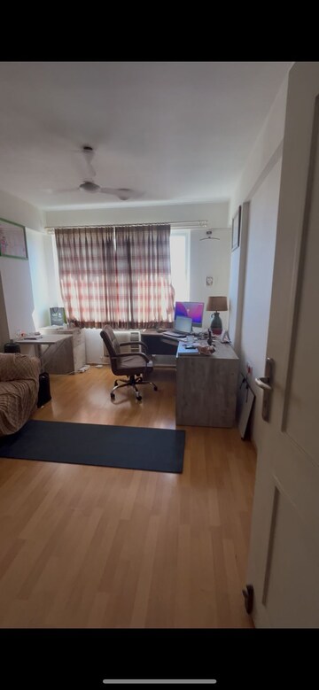 Living Room in 3 BHK Apartment at Bianca Tower, Andheri West – for Rent