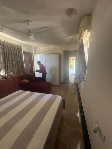 Bedroom in 3 BHK Apartment at Bianca Tower, Andheri West – for Rent