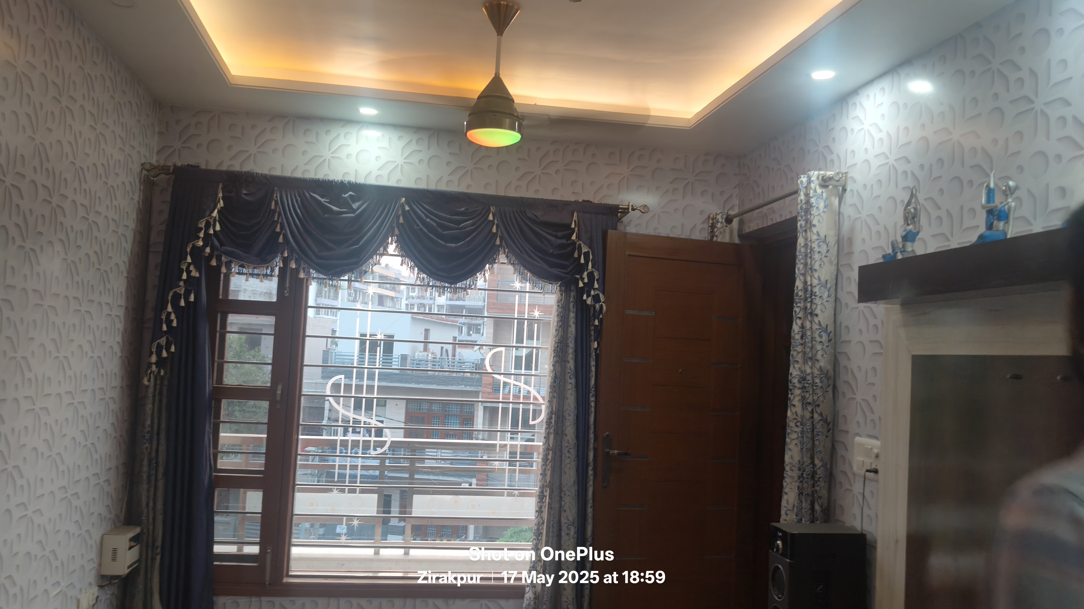 6+ BHK + Extra Room Independent House For Sale in D R Estate 