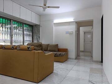 Living Room in 2 BHK Apartment at Khar West – for Rent