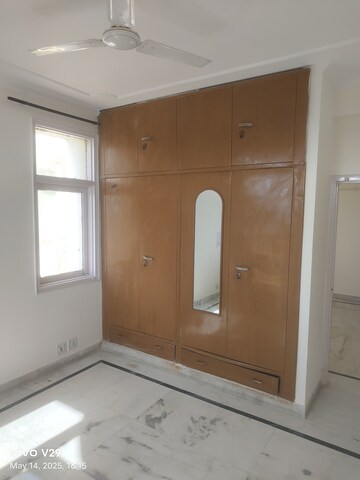 2 BHK Apartment For Sale in Ansal Sushant Estate, Sector 52