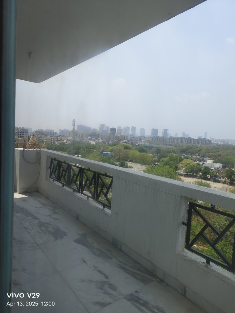 Balcony, swarn-jayanti-apartment 3 Bedroom 2000 Sq.Ft. Apartment In Sector 54 Gurgaon 8672504