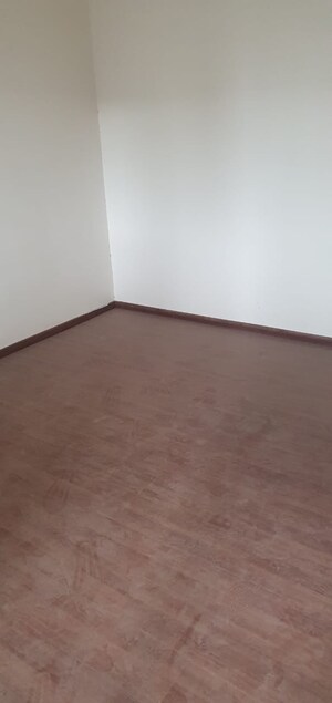 Room in 2 BHK Apartment at Puravankara Silversands, Mundhwa – for Sale