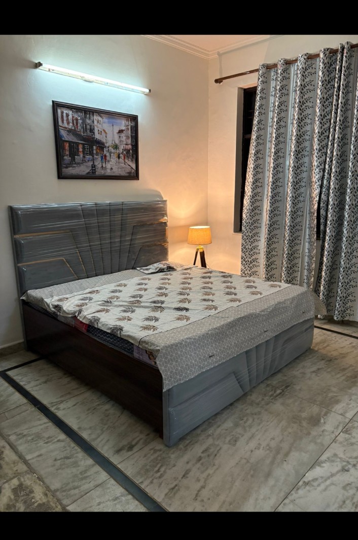 3 BHK Builder Floor For Rent in RWA Residential Society Sector 46