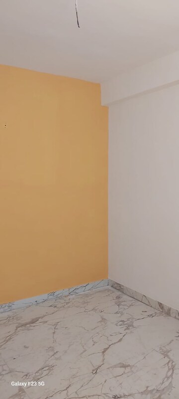 Room in 3 BHK Apartment at Kritak Modern Apartments, Sector 73 – for Sale