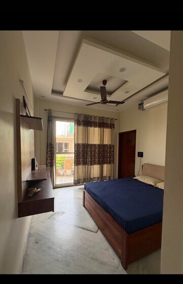 3 BHK Builder Floor For Rent in Huda Market, Sector 31