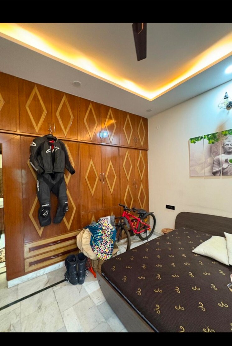 Master Bedroom, huda-market 3 Bedroom 2400 Sq.Ft. Builder Floor In Sector 31 Gurgaon 8672530