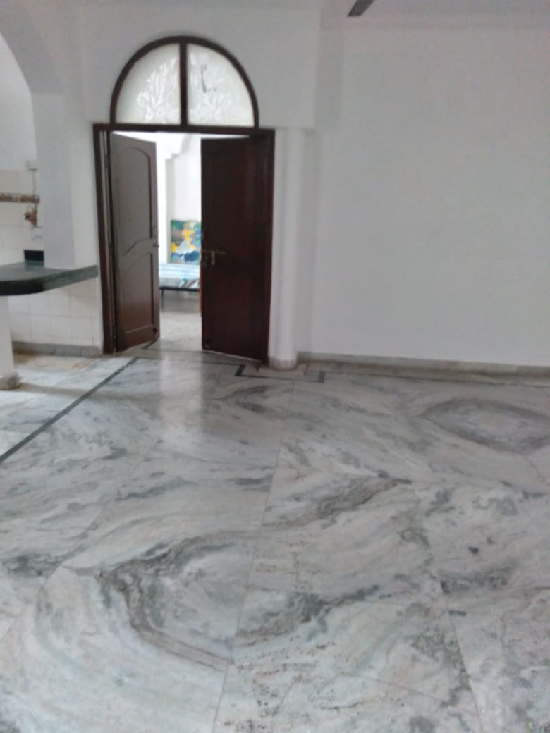 3 BHK + Pooja Room 200 Sq.Mt. Independent House in RWA Apartments Sector 47