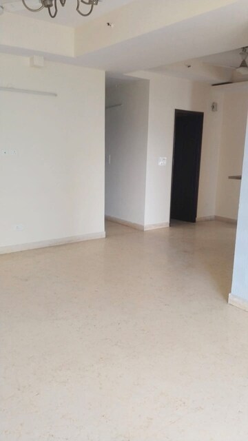 Room in 3 BHK Apartment at Mahagun Maple, Sector 50 – for Rent