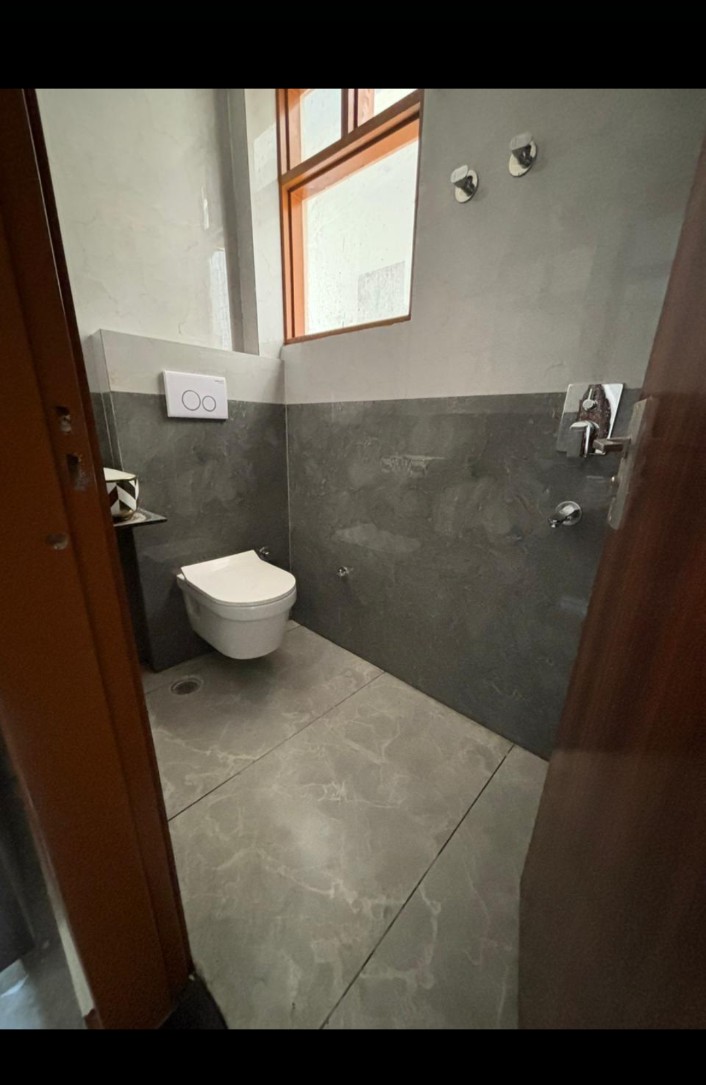 2 BHK Builder Floor For Rent in SAS Tower