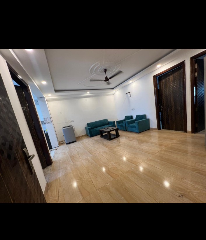 3 BHK 2400 Sq.Ft. Builder Floor in RWA Residential Society Sector 46