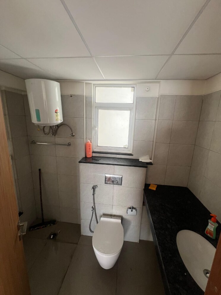 Bathroom, civitech-sampriti 3 Bedroom 781 Sq.Ft. Apartment In Sector 77 Noida 8672575