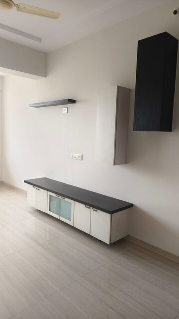 Room in 1 BHK Apartment at Pride Park, Dhokali – for Rent