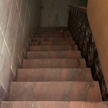  Shop For Rent in Sector 23