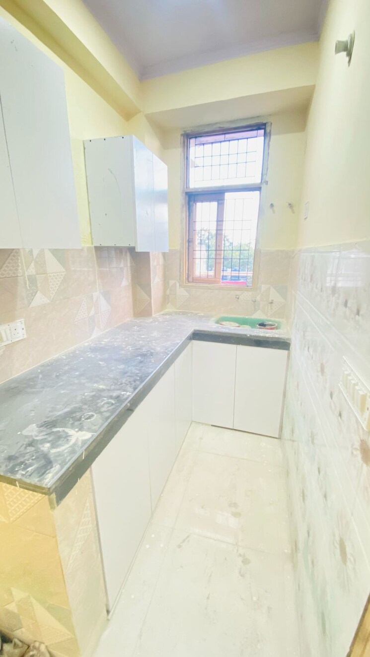 Kitchen, patparganj 2 Bedroom 750 Sq.Ft. Builder Floor In Patparganj Delhi 8672613