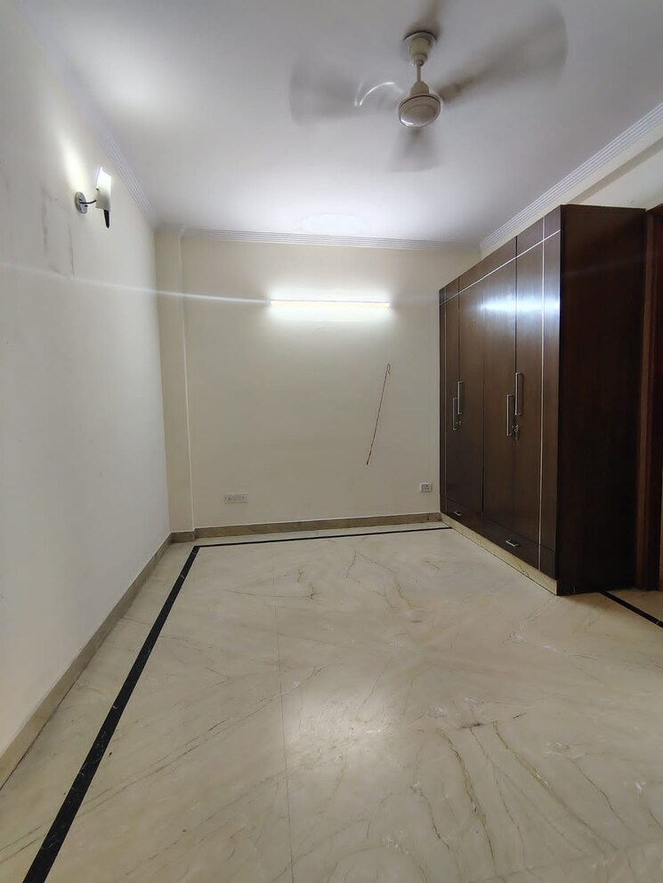 Room, malviya nagar 3 Bedroom 1800 Sq.Ft. Builder Floor In Malviya Nagar Delhi 8672621