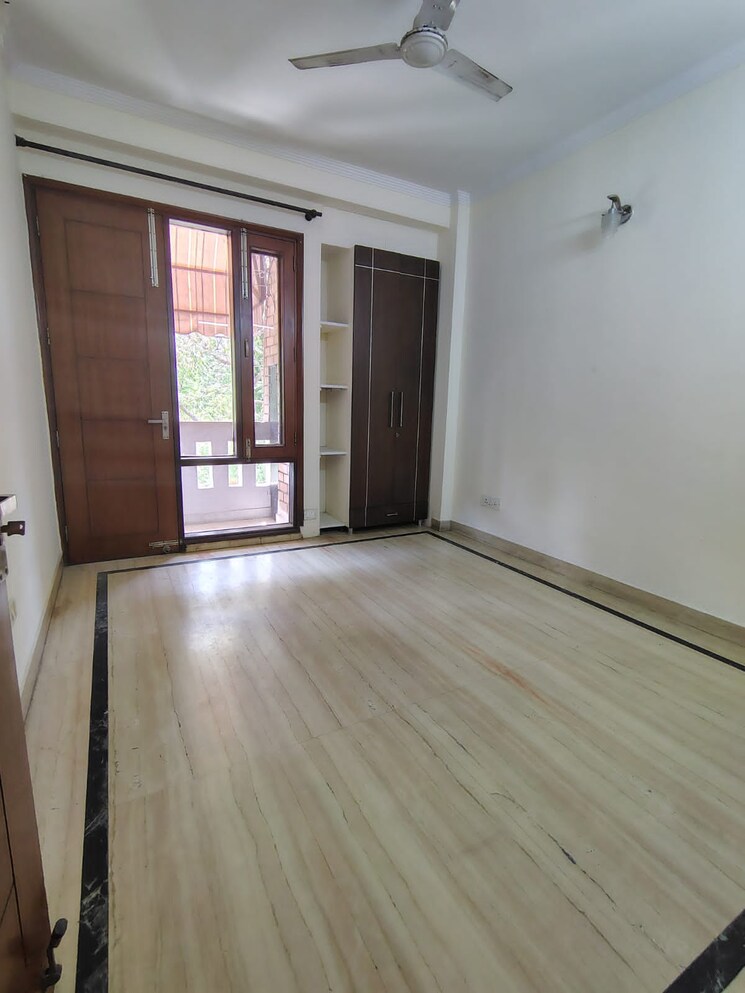 Room, malviya nagar 3 Bedroom 1800 Sq.Ft. Builder Floor In Malviya Nagar Delhi 8672621