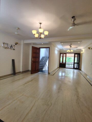 3 BHK Builder Floor For Rent in Malviya Nagar