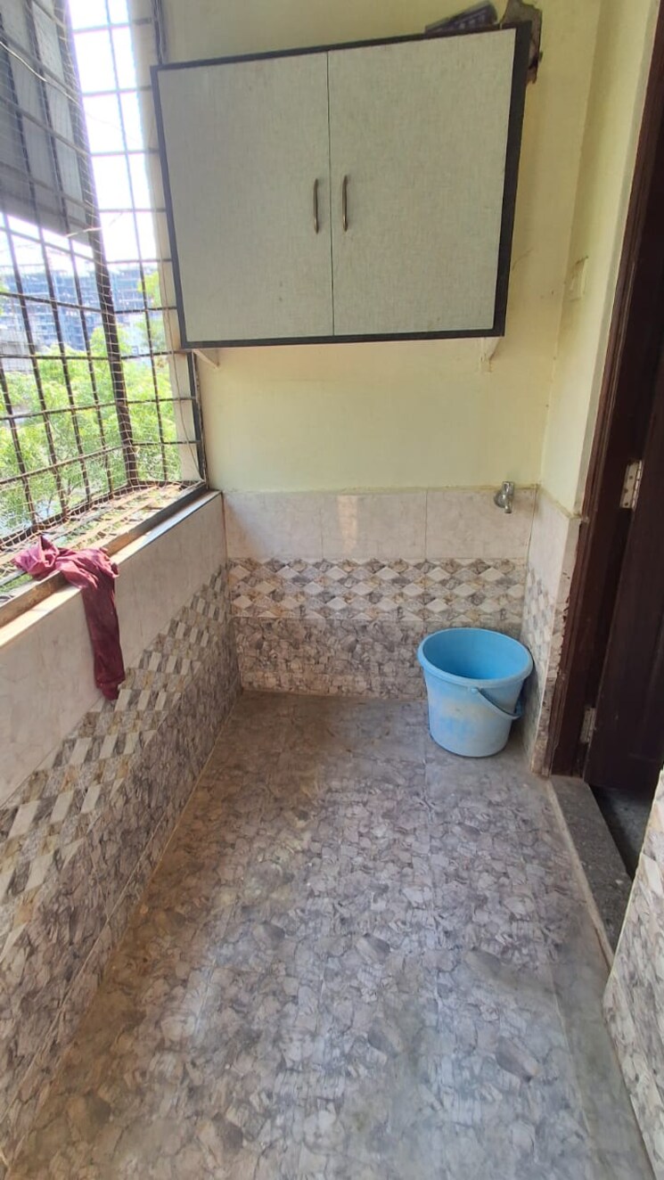 Bathroom, sai-laxmi-residency-kondapur 2 Bedroom 1150 Sq.Ft. Apartment In Kondapur Hyderabad 8672632