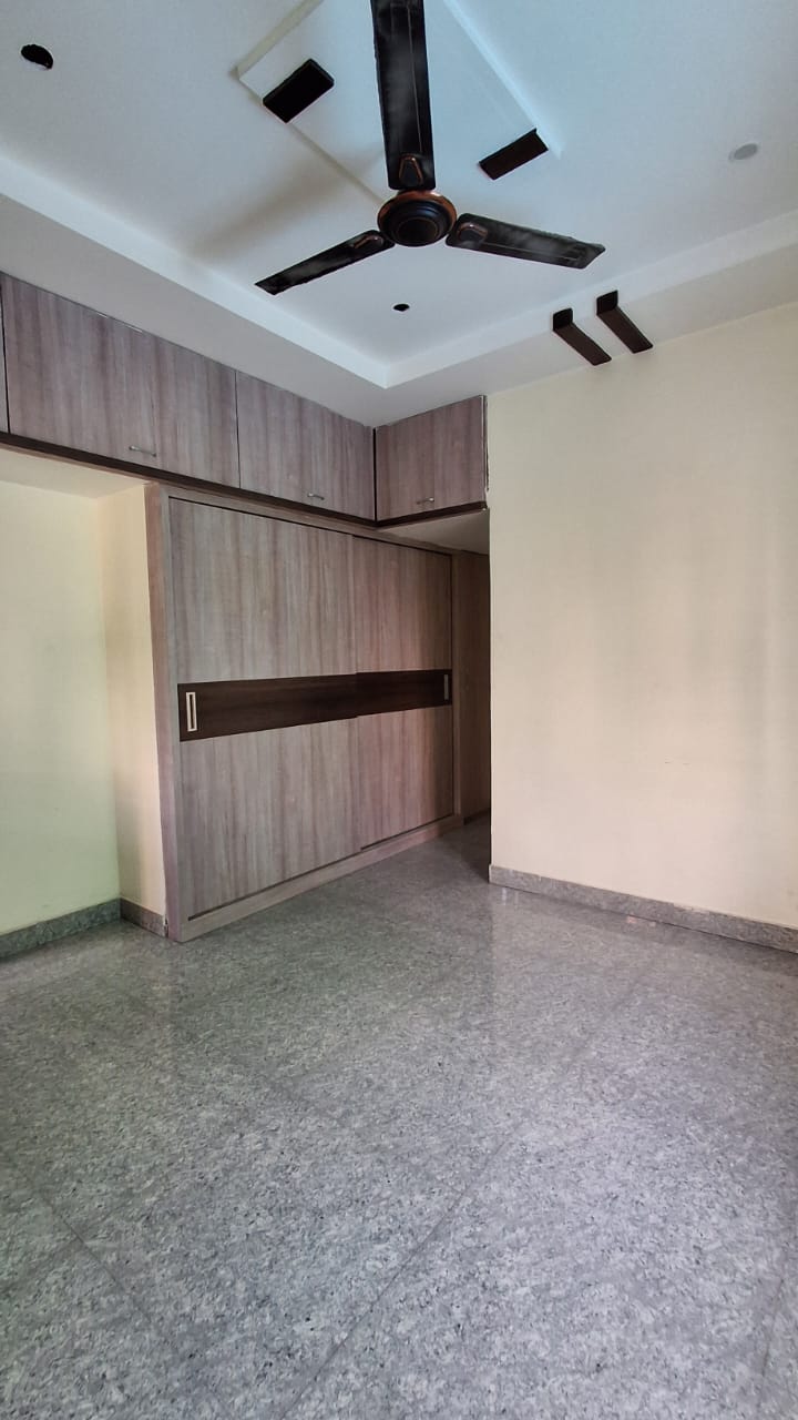 2 BHK + Pooja Room Apartment For Rent in Sai Laxmi Residency Kondapur