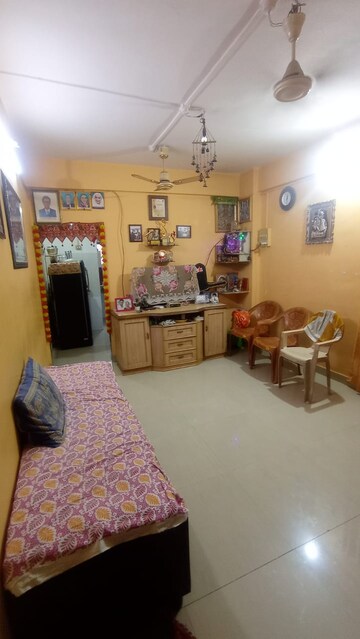 Living Room in Studio Apartment at Dombivli West – for Rent