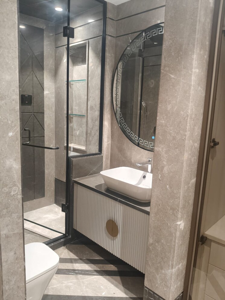 Bathroom, greater kailash ii 4 Bedroom 5000 Sq.Ft. Builder Floor In Greater Kailash ii Delhi 8672681