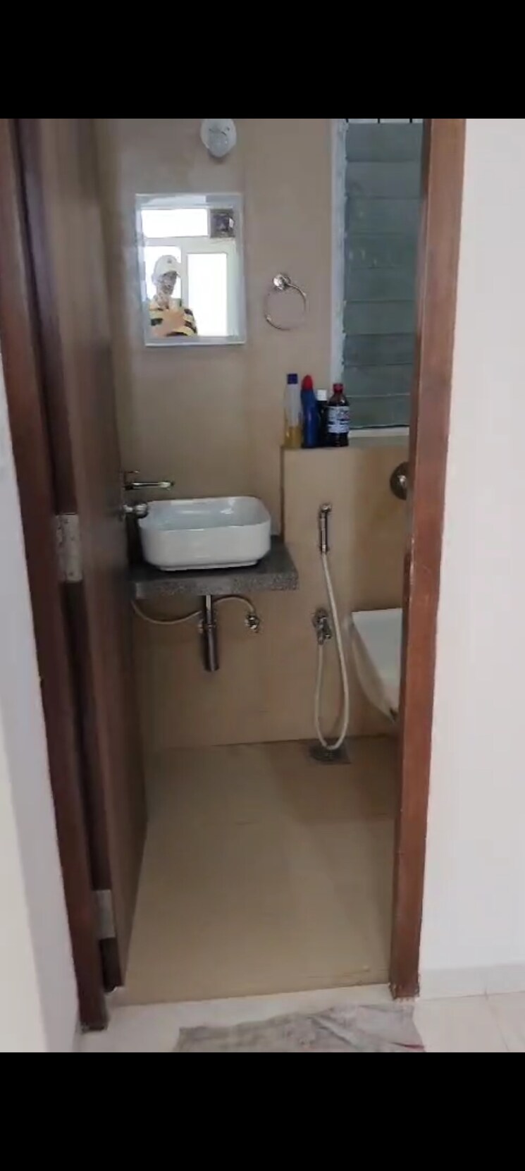 Bathroom, poddar-spraha-diamond 1 Bedroom 438 Sq.Ft. Apartment In Chembur Mumbai 8672686