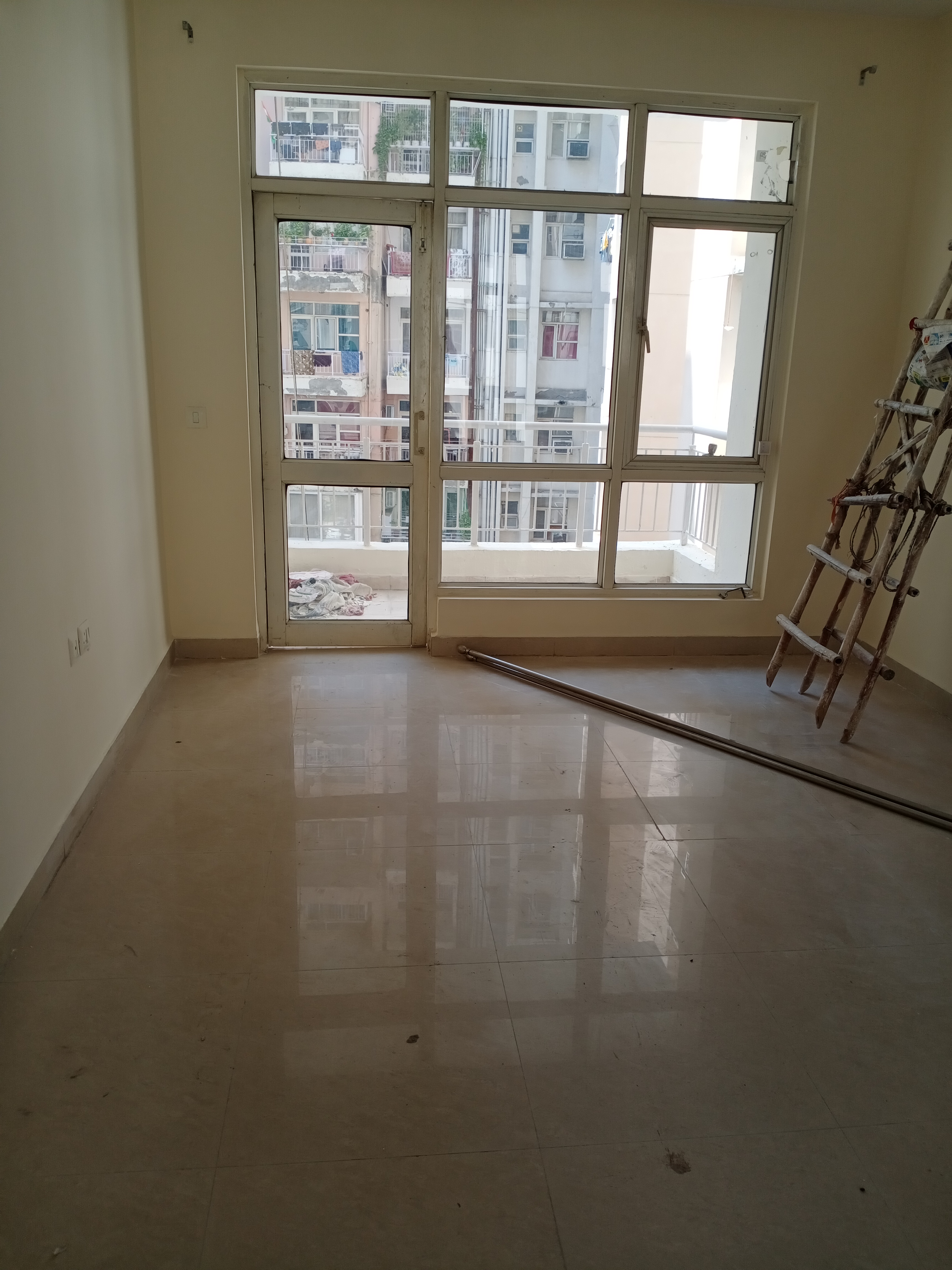 2 BHK Apartment For Rent in Omaxe Hills