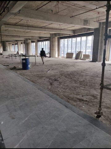 Parking in  Office Space in IT/SEZ at Sector 62 – for Rent