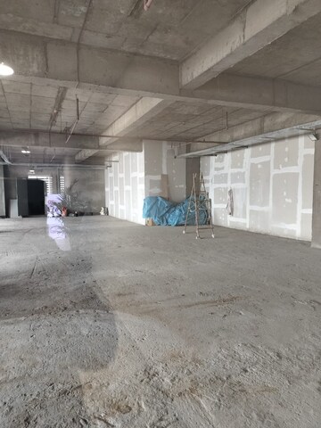 Parking in  Office Space in IT/SEZ at Sector 62 – for Rent