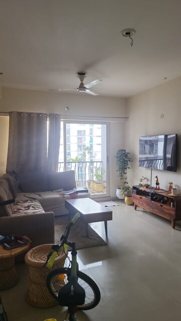 Living Room in 4 BHK Apartment at Mahagun Moderne, Sector 78 – for Rent