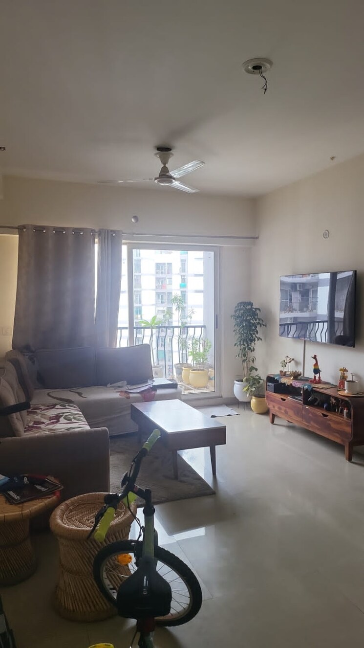 Living Room, mahagun-moderne 4 Bedroom 2450 Sq.Ft. Apartment In Sector 78 Noida 8672732