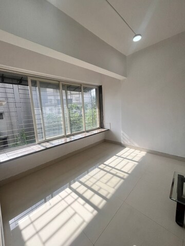 Bedroom in 1 BHK Apartment at Andheri West – for Rent