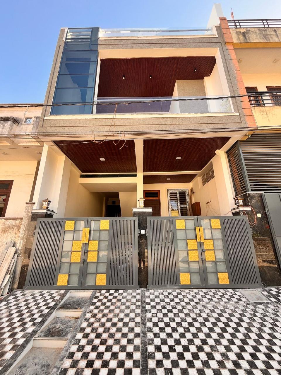 4 BHK + Extra Room Villa For Sale in Villa Dadi Ka Phatak