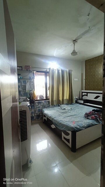 Bedroom in 1 BHK Apartment at Sudha Apartment Pali Village, Khar West – for Rent