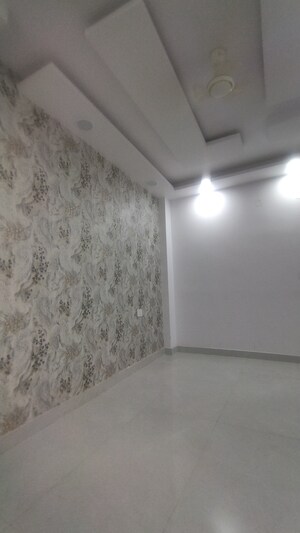 Room in 2 BHK Builder Floor at Govindpuri – for Sale