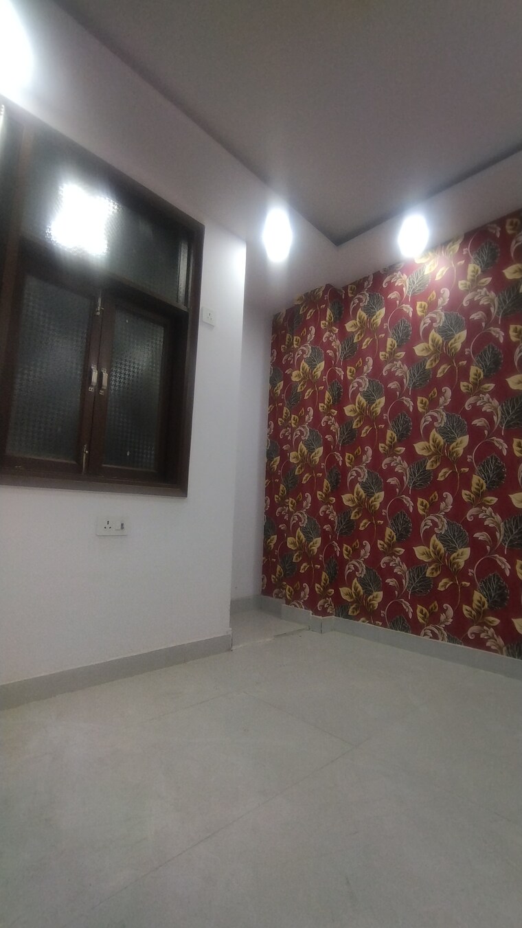 Room, govindpuri 2 Bedroom 600 Sq.Ft. Builder Floor In Govindpuri Delhi 8672759