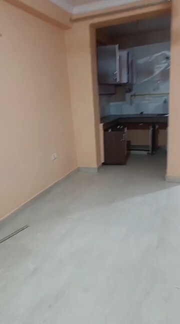 Room in 1 BHK Builder Floor at Mehrauli – for Rent