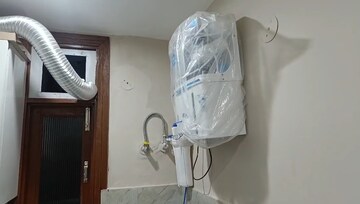 Bathroom in 1 BHK Builder Floor at Chattarpur – for Rent