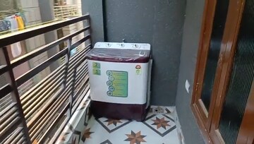 Master Bedroom in 1 BHK Builder Floor at Chattarpur – for Rent